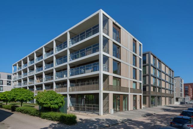 aanzicht vanaf de Fultonbaan, blok D